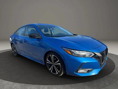 Used 2020 Nissan Sentra SR FWD image 3