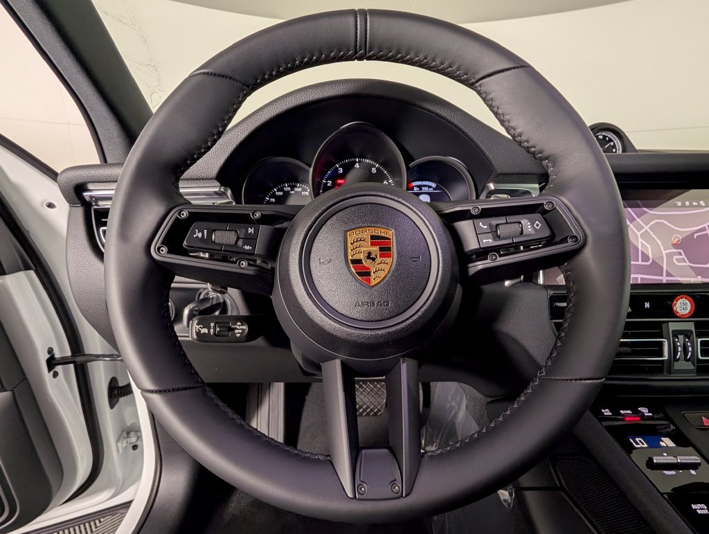 New 2026 Porsche Macan AWD/4WD image 36