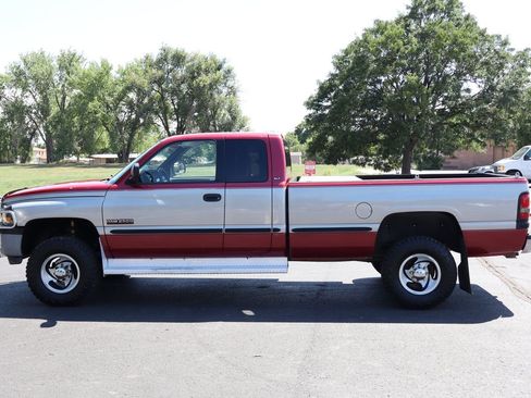 Used 1998 Dodge Ram 2500 Truck Laramie SLT image 10
