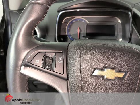 Used 2016 Chevrolet Trax LT w/ LT Sun and Sound Package image 24