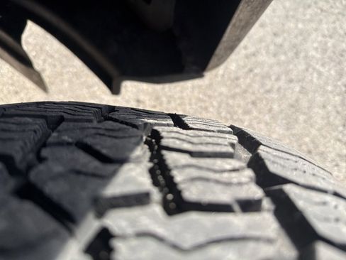 Used 2012 Ford F150 XLT w/ XLT Chrome Pkg image 24