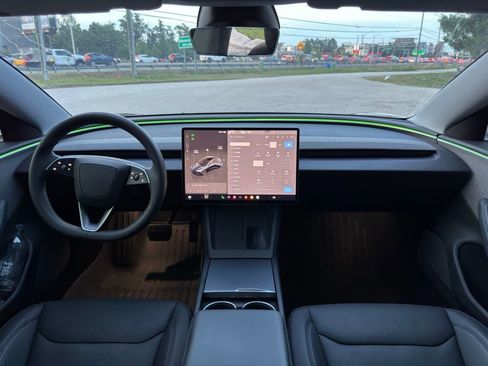 Used 2025 Tesla Model 3 Long Range RWD image 18