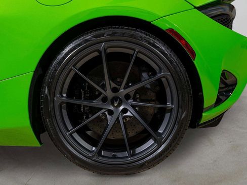 New 2026 McLaren 750S image 9