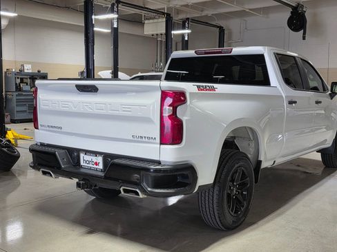 Used 2023 Chevrolet Silverado 1500 Custom Trail Boss AWD/4WD image 11