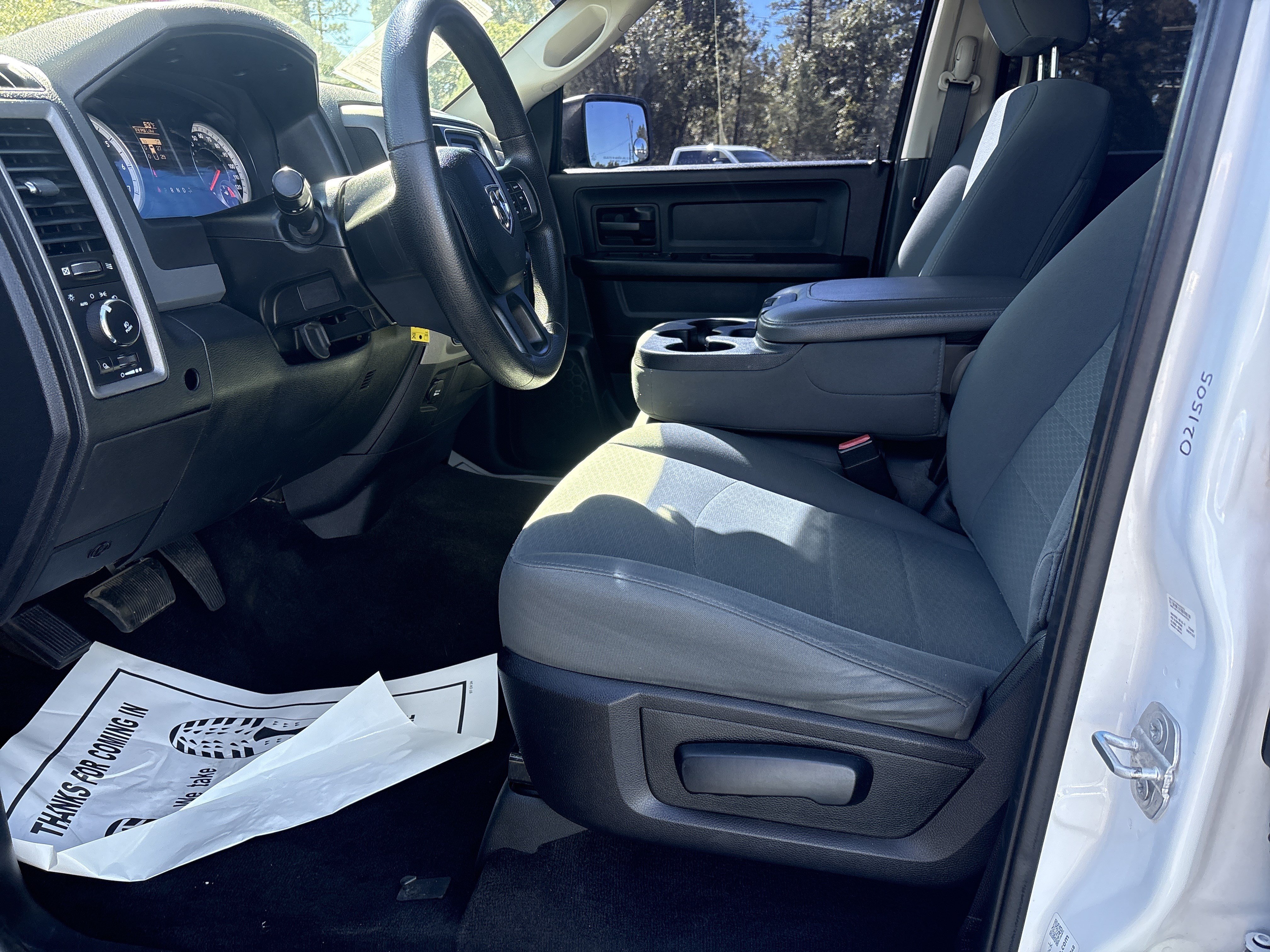 Used 2015 RAM 1500 Express RWD image 14