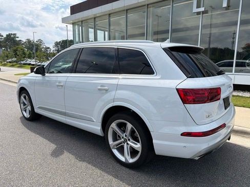 Used 2019 Audi Q7 3.0T Prestige AWD/4WD image 3