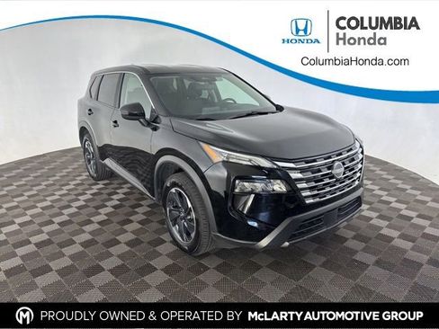 Used 2025 Nissan Rogue SV AWD/4WD image 1