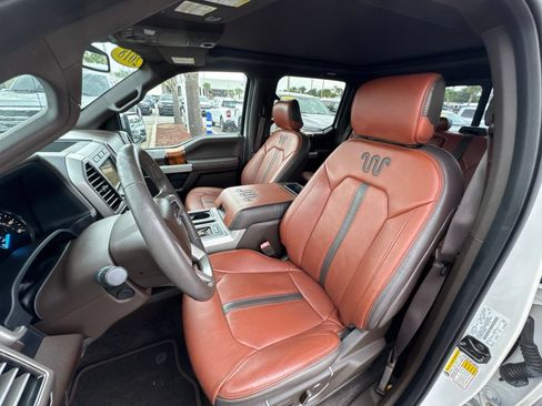 Used 2018 Ford F150 King Ranch w/ Equipment Group 601A Luxury AWD/4WD image 15