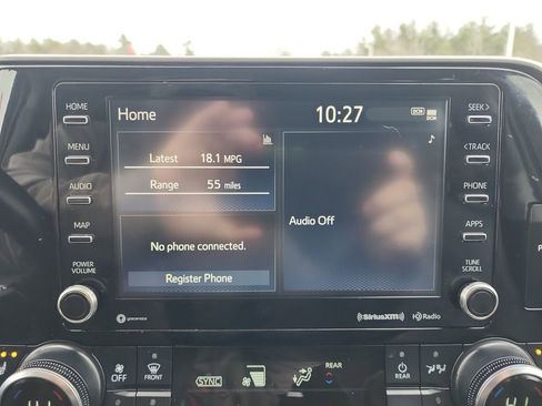 Certified 2022 Toyota Highlander XLE image 16