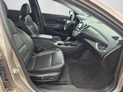 Used 2024 Chevrolet Malibu LT FWD image 21