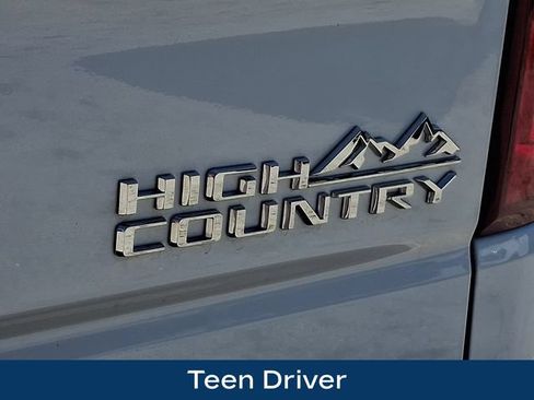 Used 2026 Chevrolet Silverado 1500 High Country w/ Technology Package AWD/4WD image 33