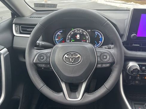 Used 2023 Toyota RAV4 XLE image 24