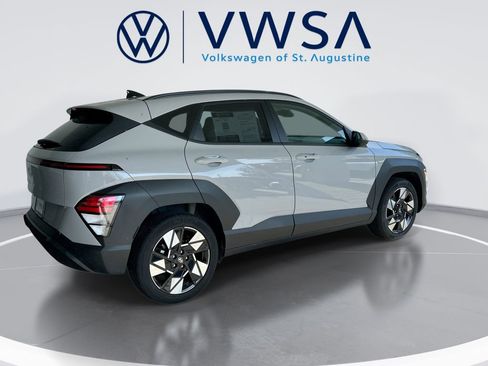 Used 2024 Hyundai Kona SEL FWD image 7