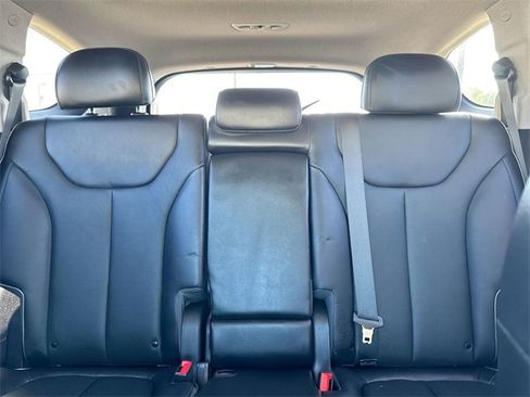 Used 2023 Hyundai Santa Fe Limited image 30