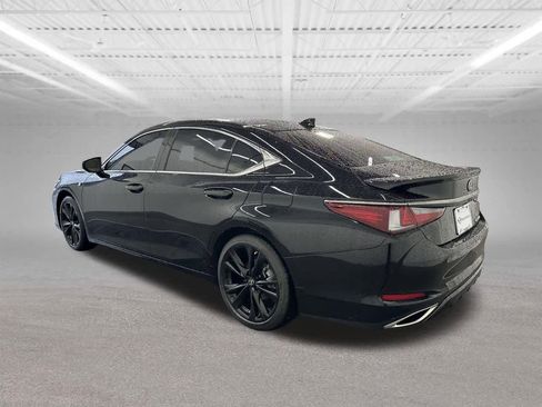 Used 2023 Lexus ES 350 F Sport image 3