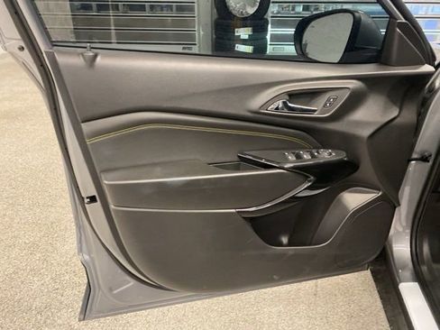 New 2026 Chevrolet Trax LT w/ Driver Confidence Package FWD image 24