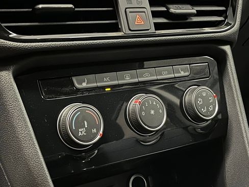 New 2026 Volkswagen Taos S AWD/4WD image 10