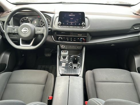 Used 2023 Nissan Rogue S image 20