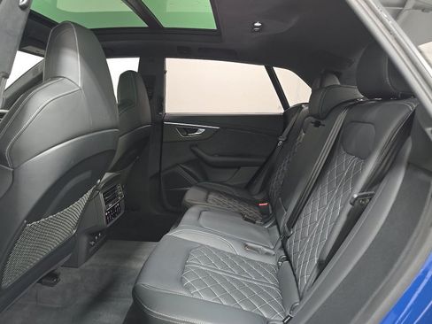 Used 2024 Audi SQ8 Prestige w/ Prestige Package AWD/4WD image 8