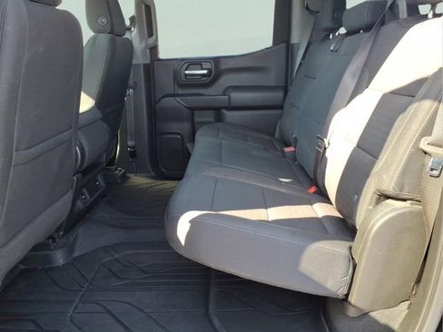 Used 2022 Chevrolet Silverado 1500 Custom image 21