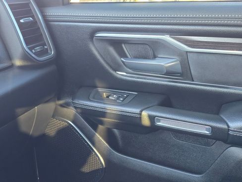 Used 2025 RAM 1500 Laramie image 41