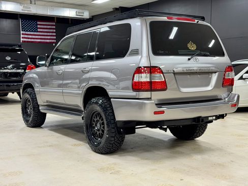 Used 2006 Toyota Land Cruiser image 8