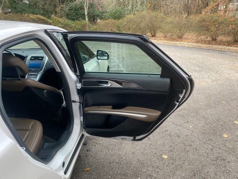 Used 2016 Lincoln MKZ Base 4dr Sedan w/ Equipment Group 200A Select image 48