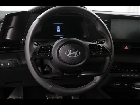 Certified 2025 Hyundai Elantra Sport FWD image 7