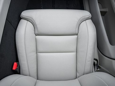 New 2026 Volvo XC60 B5 Ultra w/ Protection Package Premier image 30