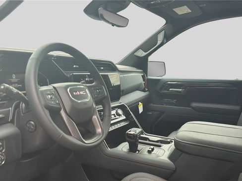 New 2026 GMC Sierra 1500 AT4 w/ AT4 Premium Package AWD/4WD image 16