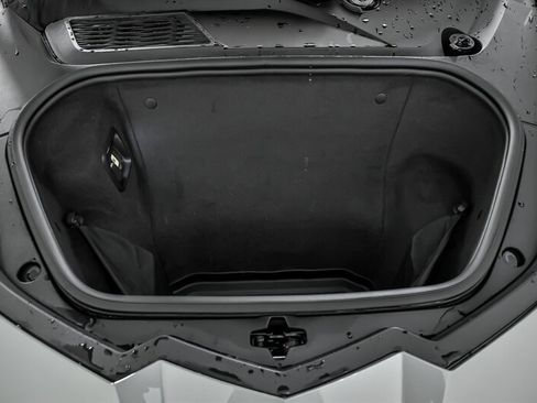 Used 2022 Chevrolet Corvette Stingray w/ Z51 Performance Package image 16