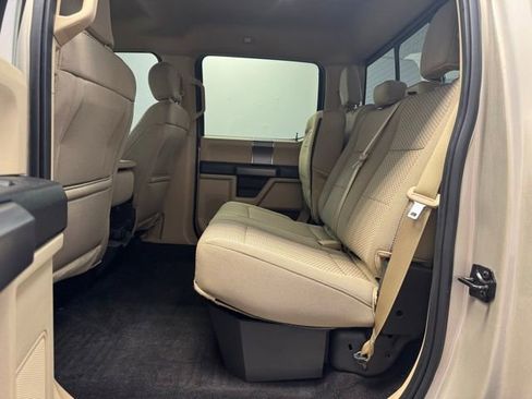 Used 2018 Ford F150 XLT w/ Equipment Group 302A Luxury AWD/4WD image 32