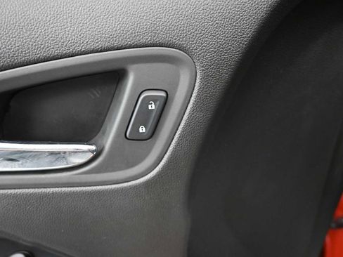 Used 2016 Chevrolet Colorado LT w/ LT Convenience Package AWD/4WD image 20