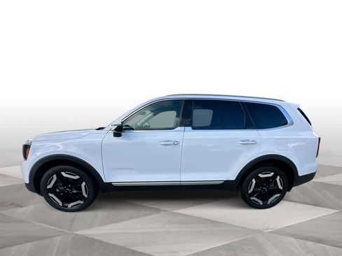 Certified 2024 Kia Telluride S FWD image 5