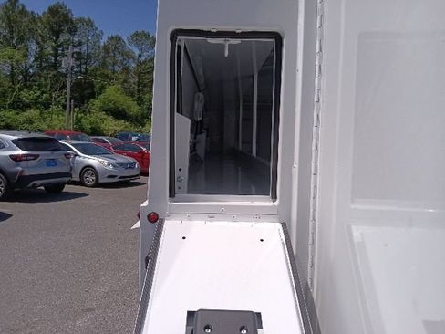 New 2026 Ford Transit 350 w/ Interior Upgrade Package RWD image 28