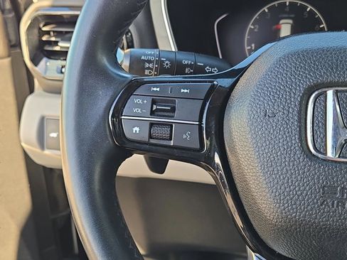 Used 2023 Honda Pilot EX-L image 25