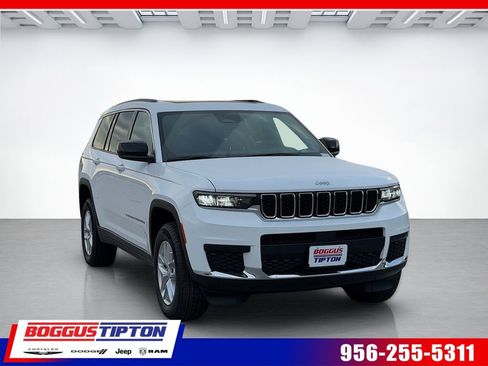 New 2025 Jeep Grand Cherokee L Laredo image 1