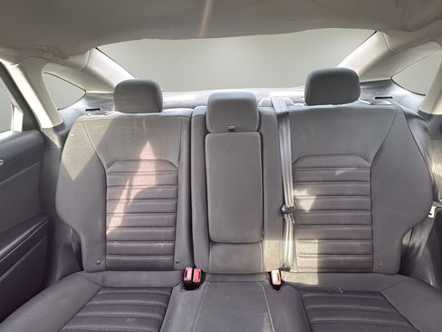 Used 2017 Ford Fusion SE w/ Fusion SE Technology Package image 15