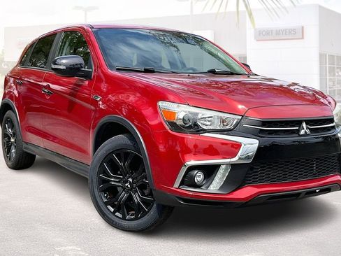Used 2019 Mitsubishi Outlander Sport ES image 1