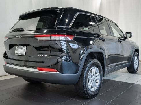Certified 2023 Jeep Grand Cherokee Laredo w/ Luxury Tech Group I AWD/4WD image 4