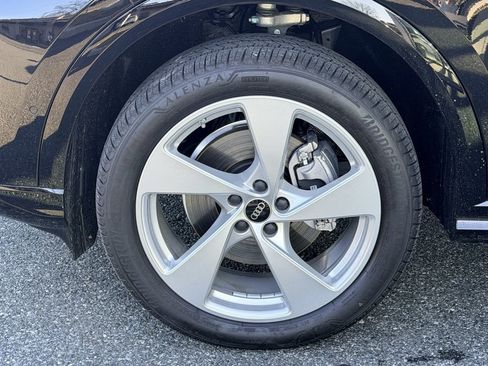 Used 2025 Audi Q5 Premium Plus w/ Premium Plus image 28