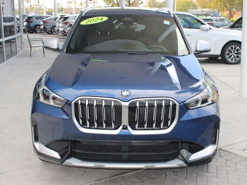 Used 2024 BMW X1 xDrive28i w/ Technology Package image 6