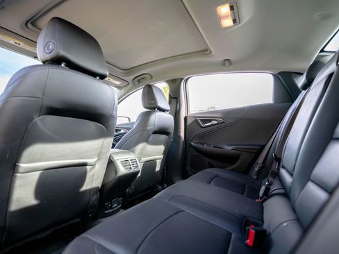 Used 2024 Chevrolet Malibu LT FWD image 28