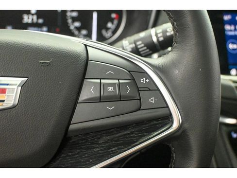 Used 2023 Cadillac XT5 Premium Luxury image 39