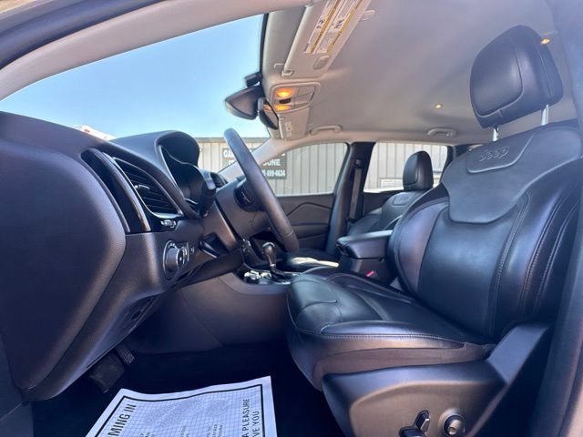 Used 2023 Jeep Cherokee Altitude Lux AWD/4WD image 12