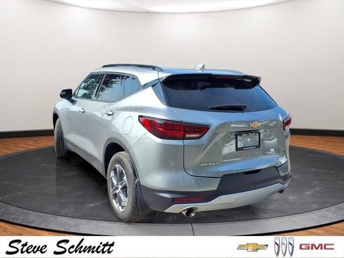 Certified 2024 Chevrolet Blazer LT w/ Convenience Package FWD image 3