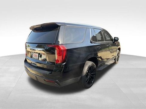 Used 2023 GMC Yukon SLE w/ Gmc Pro Safety Plus Package AWD/4WD image 4
