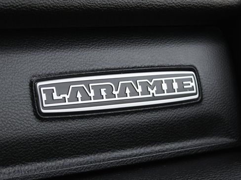 Used 2020 RAM 3500 Laramie image 40