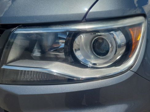 Used 2021 Chevrolet Colorado ZR2 AWD/4WD image 9
