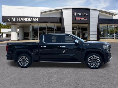 Used 2025 GMC Sierra 1500 Denali Ultimate AWD/4WD image 8